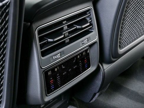 New 2026 Audi RS Q8 performance image 21