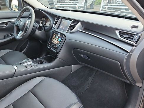 Used 2024 INFINITI QX50 Luxe AWD/4WD image 22