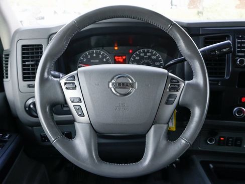 Used 2021 Nissan NV 3500 SL image 21