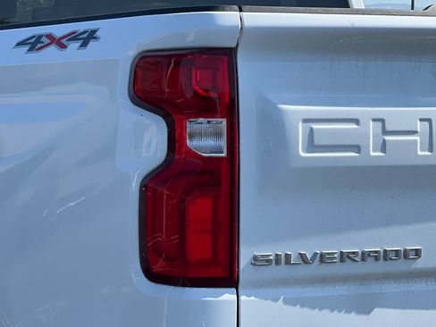 Used 2022 Chevrolet Silverado 1500 RST image 47