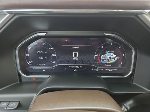 Used 2024 GMC Sierra 2500 Denali w/ Denali Reserve Package image 17