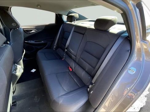 Used 2023 Chevrolet Malibu LT image 16