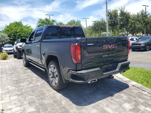 Used 2023 GMC Sierra 1500 Denali w/ Denali Reserve Package AWD/4WD image 4