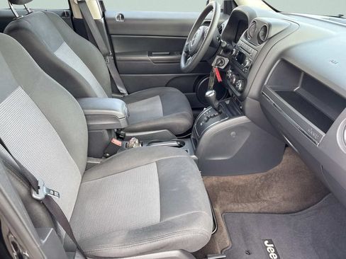 Used 2015 Jeep Patriot Sport w/ Power Value Group FWD image 19