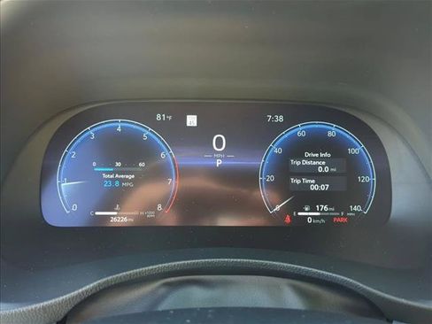 Used 2023 Toyota Highlander Platinum FWD image 17
