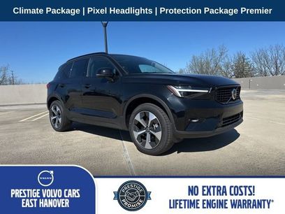 New 2026 Volvo XC40 B5 Plus w/ Protection Package Premier