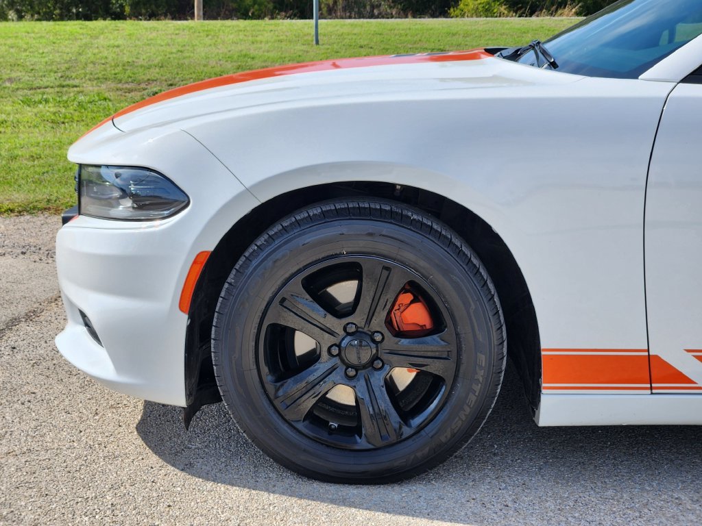 Used 2021 Dodge Charger SXT w/ Leather Interior Group RWD image 8
