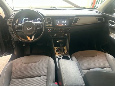 Used 2019 Kia Niro LX FWD image 24