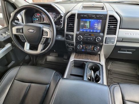 Used 2021 Ford F250 Lariat w/ Lariat Ultimate Package image 34