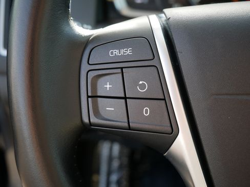 Used 2017 Volvo XC60 T6 Dynamic w/ Preferred Option Package image 27