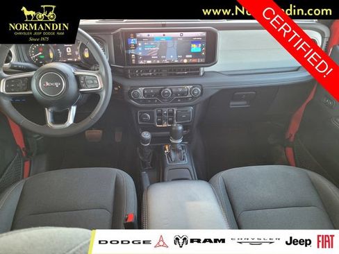 Certified 2024 Jeep Wrangler Unlimited Sahara AWD/4WD image 6