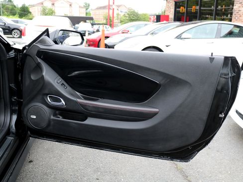 Used 2014 Chevrolet Camaro ZL1 image 29