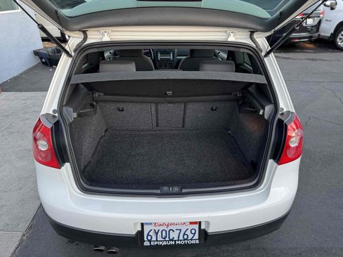 Used 2009 Volkswagen GTI 2-Door image 8