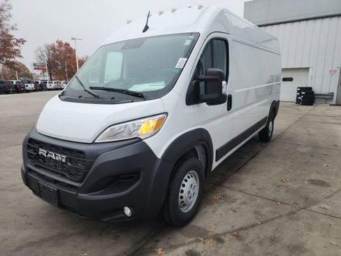 New 2026 RAM ProMaster 2500 w/ Convenience Group image 18