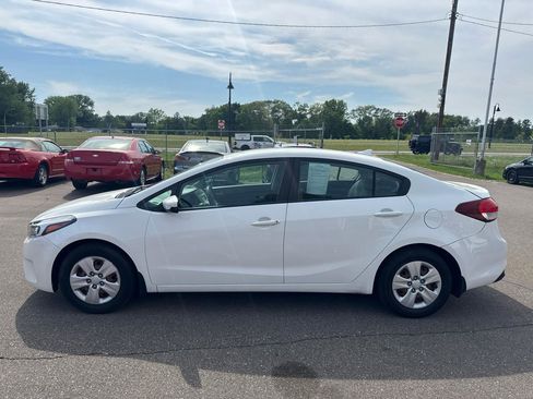 Used 2017 Kia Forte LX FWD image 8