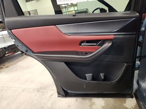 Certified 2025 MAZDA CX-70 3.3 Turbo S w/ Premium Package image 25