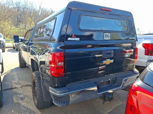 Used 2019 Chevrolet Silverado 2500 LT w/ LT Convenience Package AWD/4WD image 4