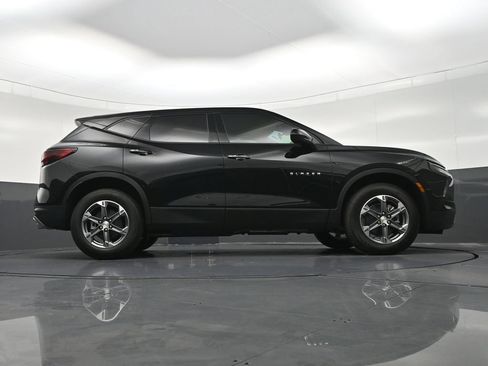 Used 2026 Chevrolet Blazer LT FWD image 29