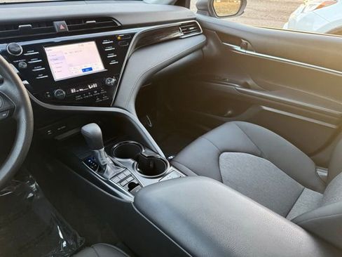 Certified 2019 Toyota Camry LE image 18