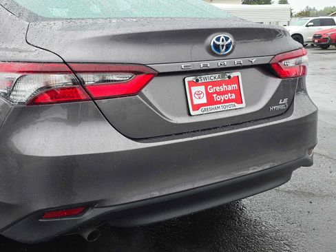 Used 2022 Toyota Camry LE FWD image 13