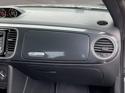 Used 2012 Volkswagen Beetle Turbo image 25