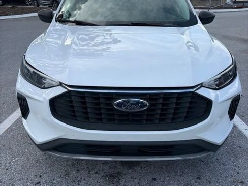 Used 2023 Ford Escape Active FWD image 5
