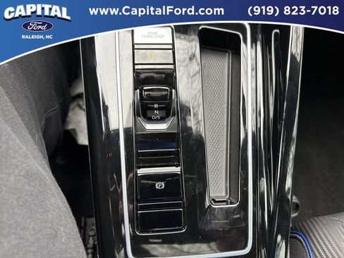 Used 2024 Volkswagen Golf R AWD/4WD image 30