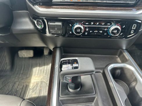 Used 2026 GMC Sierra 1500 Elevation w/ Elevation Premium Package AWD/4WD image 19