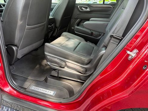 Used 2024 Chevrolet Tahoe Z71 w/ Luxury Package AWD/4WD image 21