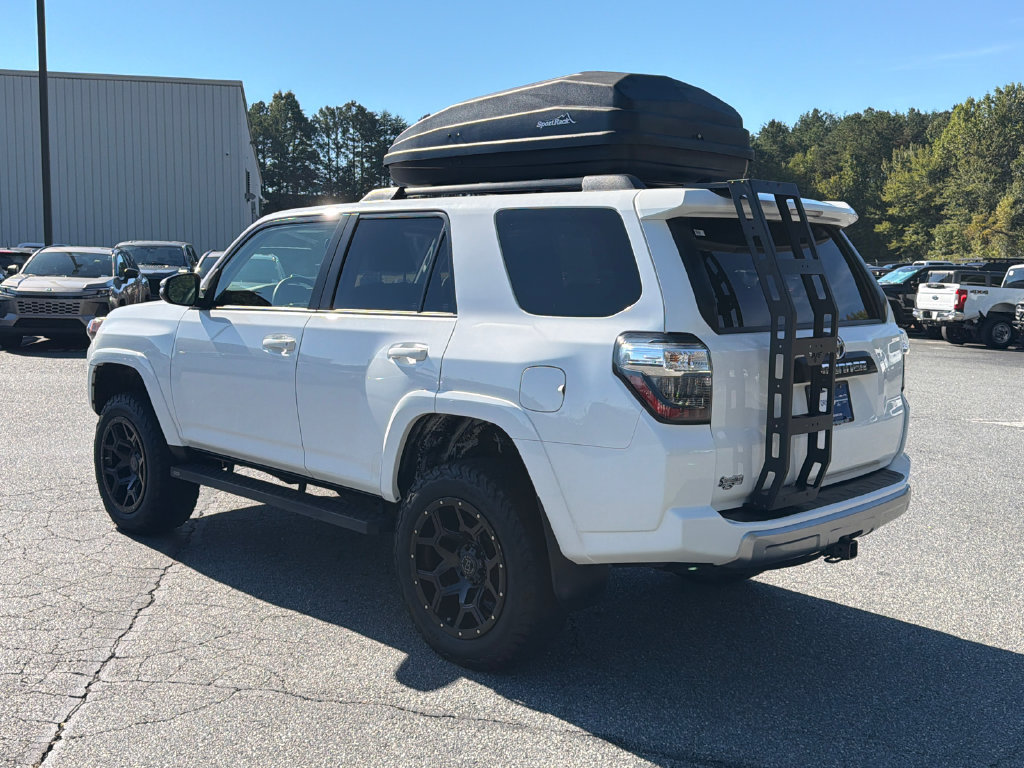 Used 2020 Toyota 4Runner TRD Off-Road Premium w/ Moonroof Package AWD/4WD image 5