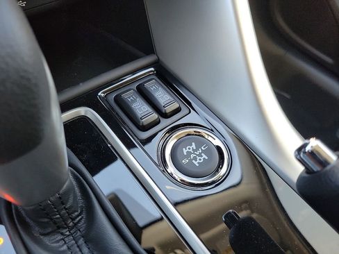 New 2026 Mitsubishi Eclipse Cross LE image 17