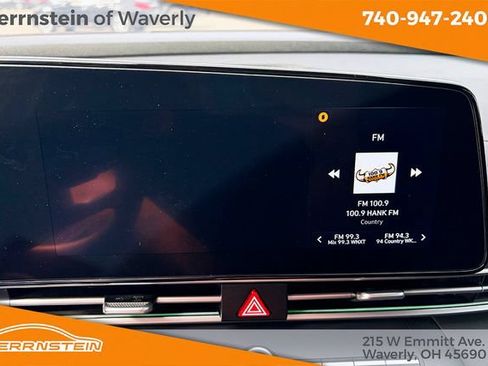 Used 2024 Hyundai Elantra SEL FWD image 14