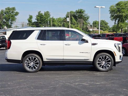 New 2025 GMC Yukon Denali w/ Denali Reserve Package image 2