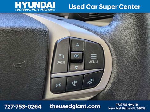 Used 2023 Ford Explorer XLT image 35