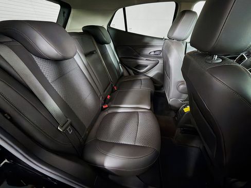 Used 2022 Buick Encore Preferred w/ Safety Package image 26