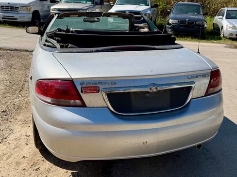 Used 2004 Chrysler Sebring Limited image 5