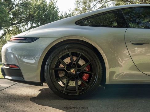 Used 2025 Porsche 911 Carrera S RWD image 10