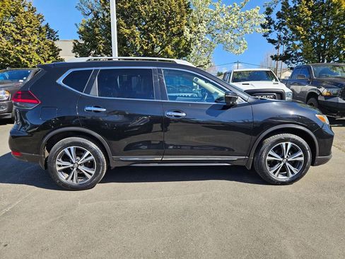 Used 2018 Nissan Rogue SL w/ Premium Package image 8