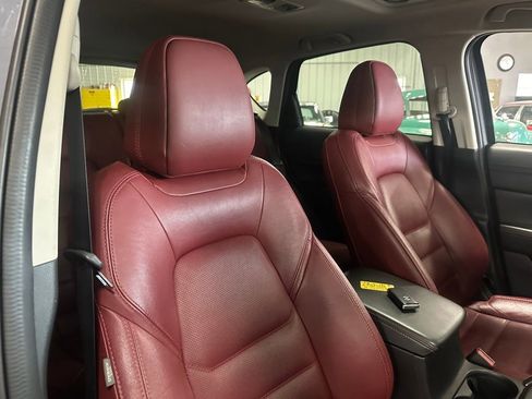 Used 2024 MAZDA CX-5 Carbon Edition image 31