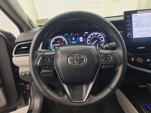 Used 2024 Toyota Camry XSE w/ Navigation Package image 30