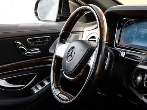 Used 2015 Mercedes-Benz S 550 Sedan image 19