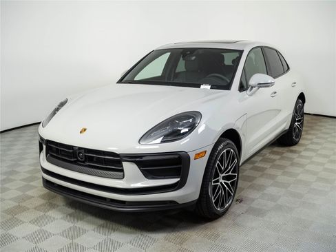 New 2026 Porsche Macan Turbo AWD/4WD image 1
