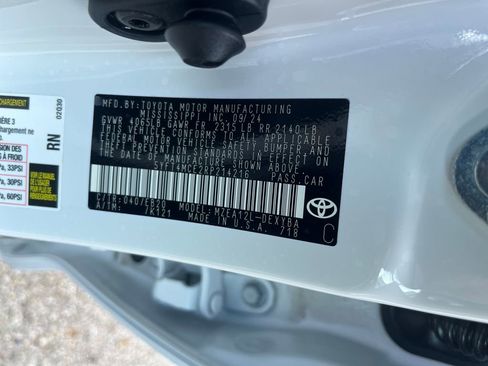 Certified 2024 Toyota Corolla XSE image 31