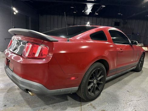 Used 2010 Ford Mustang Premium RWD image 6