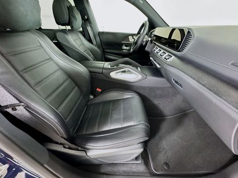 New 2026 Mercedes-Benz GLS 450 4MATIC image 32