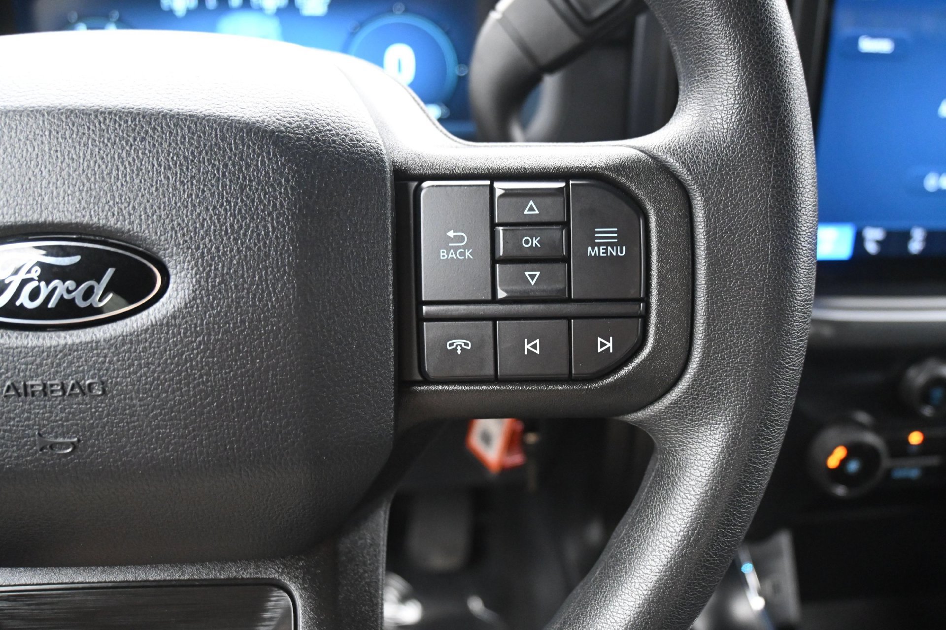 Used 2025 Ford F150 STX w/ STX Black Appearance Package AWD/4WD image 20