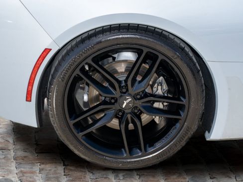 Used 2019 Chevrolet Corvette Stingray Coupe w/ 1LT image 34