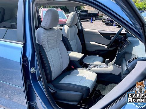 Certified 2023 Subaru Forester Premium AWD/4WD image 7