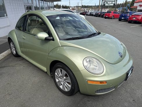 Used 2008 Volkswagen Beetle S image 7