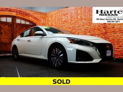 Certified 2023 Nissan Altima 2.5 SV w/ SV Premium Package